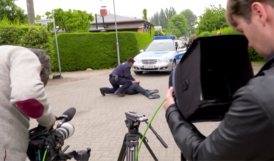 FAHNDUNG DEUTSCHLAND